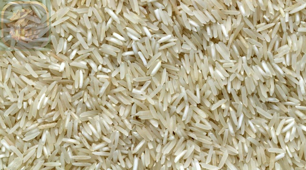 granos de arroz blanco